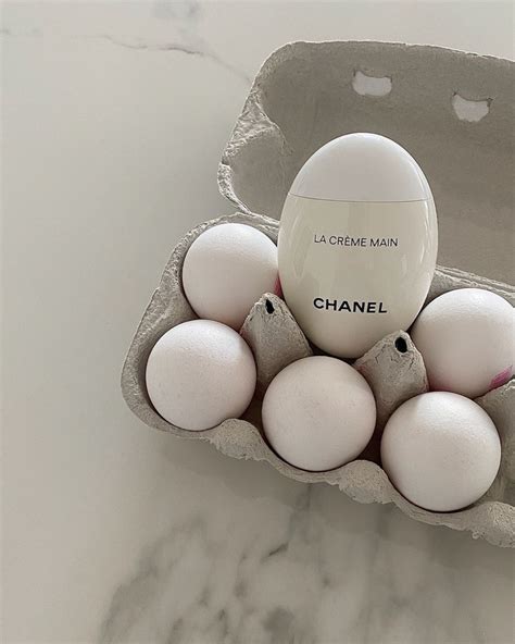 chanel egg getting the product out of